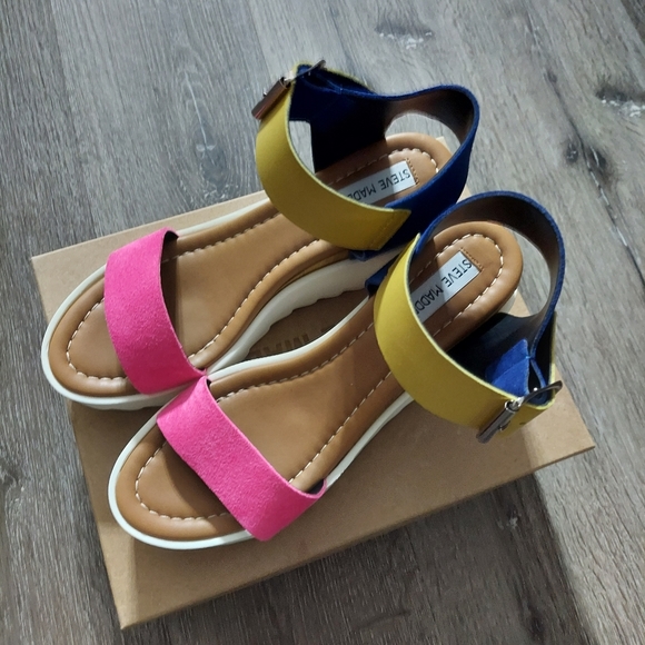 Color block sandals - Picture 3 of 6